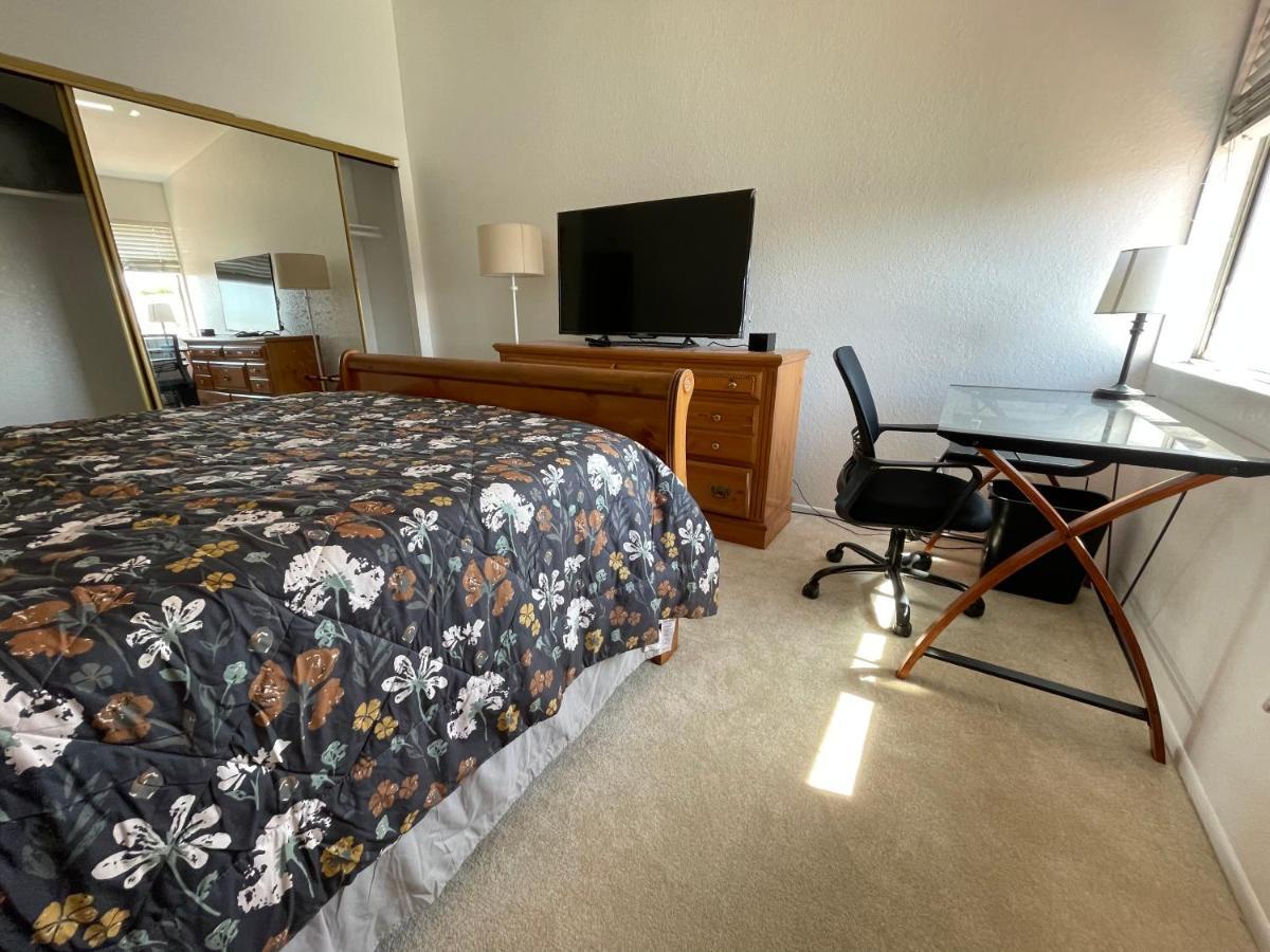 Ploy Apartment Monterey Park Exterior photo