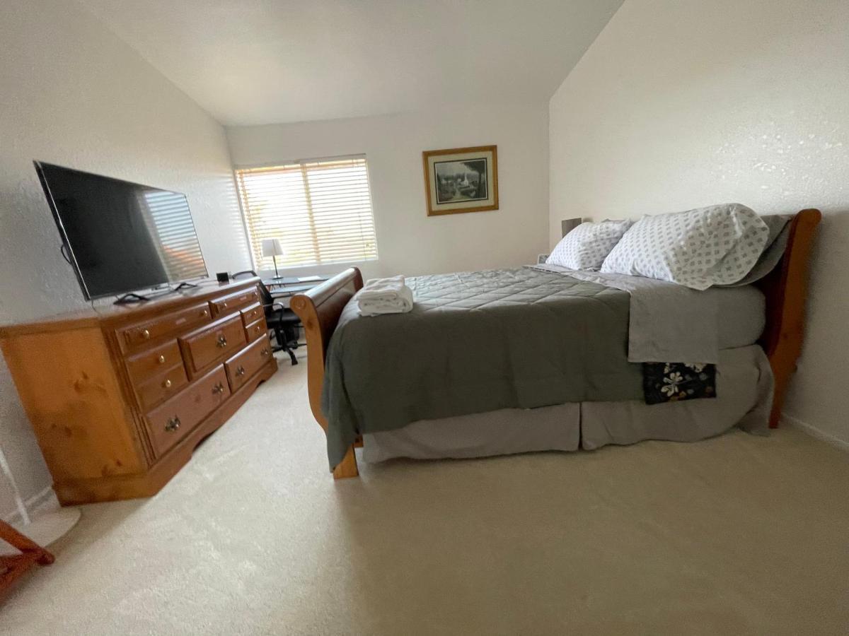 Ploy Apartment Monterey Park Exterior photo